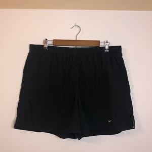 Nike Athletic Black Shorts size X-Large